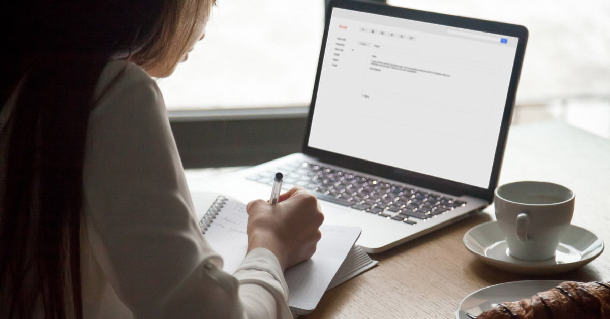 √ Contoh Surat Lamaran Kerja Via Email & Cara Membuatnya!